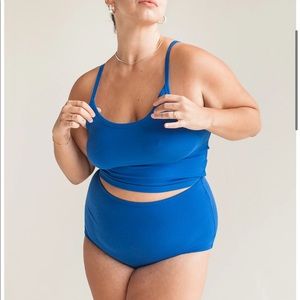 ARQ Crop Tank in Cobalt